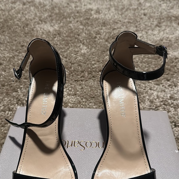 The Limited Patent Leather Sandals - Picture 4 of 9